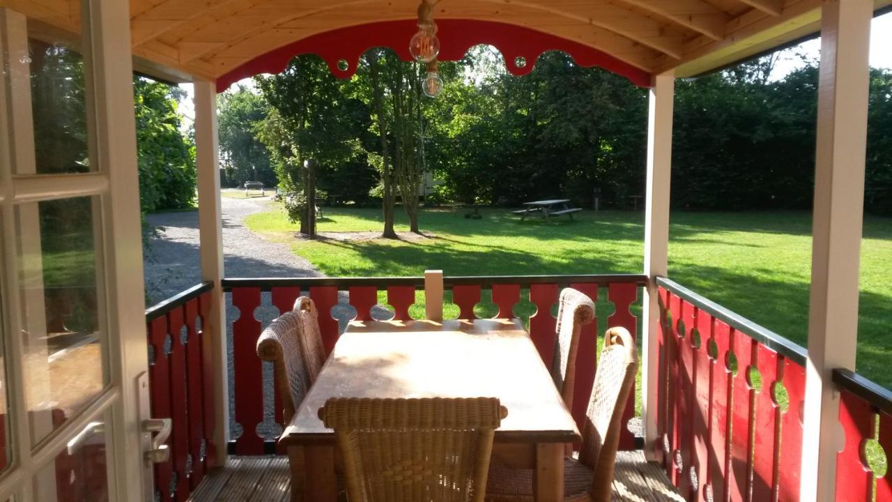 Pipowagen Camping Puur Genieten Bed & Breakfast Someren Ngoại thất bức ảnh